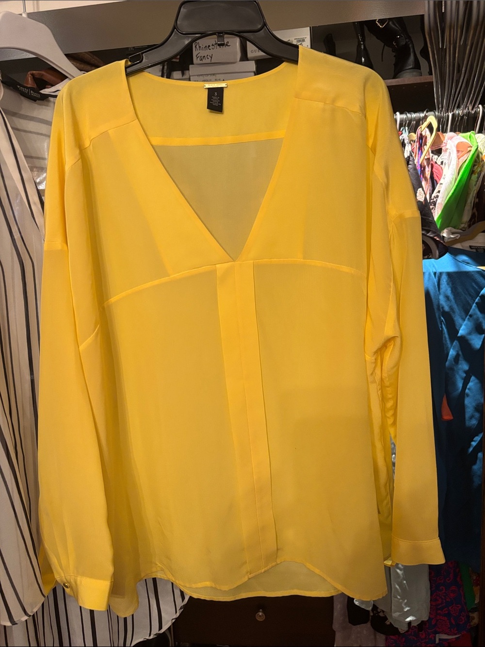 Chico Black Label 3X LIGHTWEIGHT  V-Neck Yellow Women's Blouse